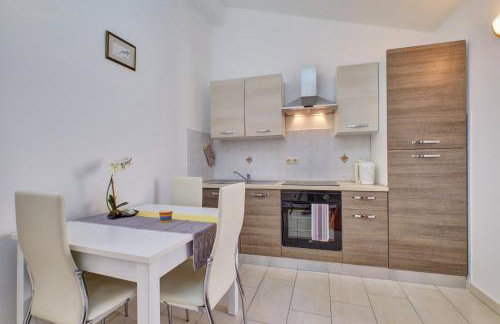 Apartments by the sea Martinscica, Cres - 22582 - Foto 7