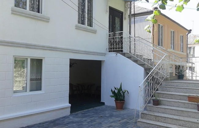 Dom v gorode Kobuleti - Foto 1