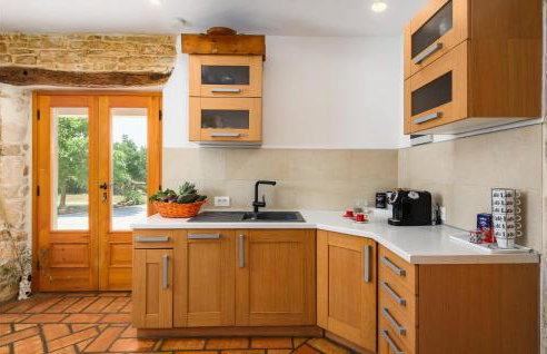 4 Bedroom Cozy Home In Sveti Lovrec - Foto 5