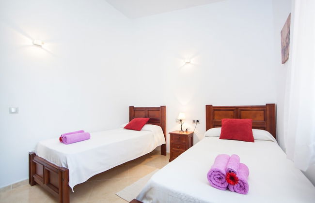 Villa With Pool & Terrace - Foto 9