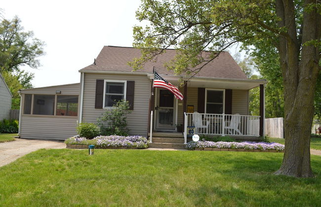 Extra Entertainment Space Just 7 Blocks to ND Campus 54211 - Photo 24