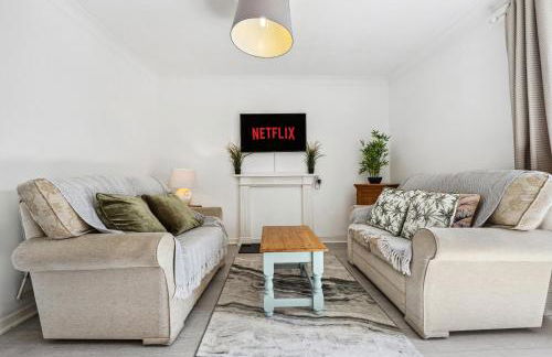 2BR Leamington Spa, by Clarendon Stays, FREE Parking, WiFi, Smart TV! - Foto 9