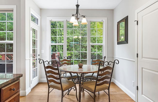 Fairview Vista by Avantstay 10 Mins to Asheville - Photo 14