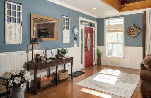 Mountain Retreat with Hot Tub, Game Room and Views - Foto 14