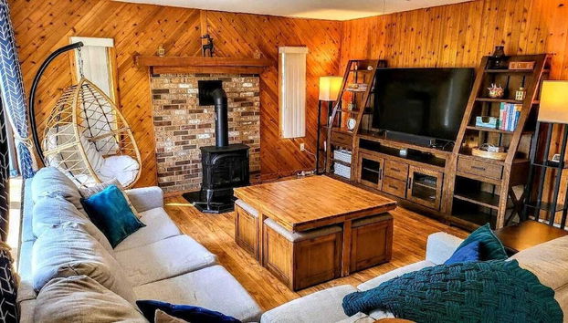 The Wooden Nest by Avantstay Deck, Big Yard w/ Hammocks & Fire Pit - Foto 5, Interior