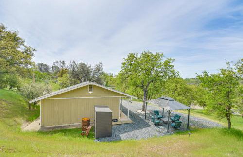 Coulterville Home with Gazebo Near Lakes and Hiking! - Foto 25