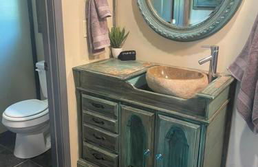 Charming Waterfront Cottage Getaway - Foto 27