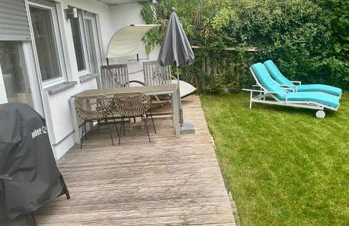 Gemütliche und voll ausgestatette 2 Zimmer Ferienwohnung am Wörthsee mit Terrasse, Grill, Schaukel, Doppelbett oder getrennte Betten fußläufig zu S-Bahn nach München und See, ideal zum Entspannen aber auch zum Arbeiten - Foto 13