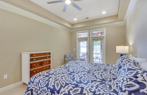 Spacious Lake Keowee Home Boat Slip and Pool Access - Foto 12