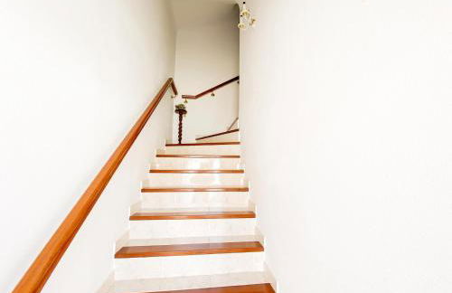 Retreat with Terrace and View in Espiche #1887 - Foto 21