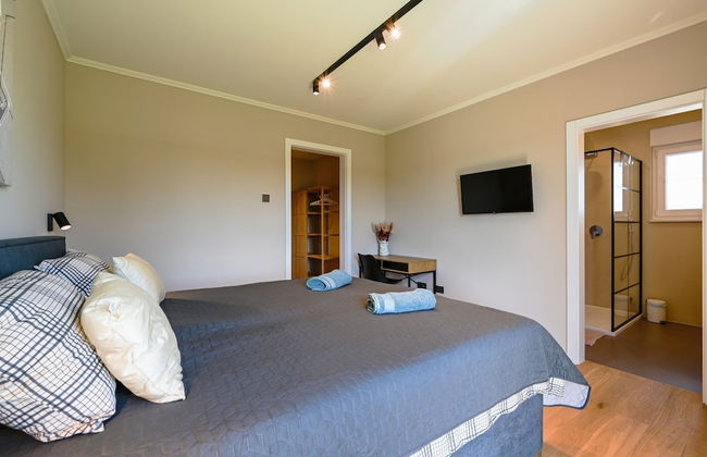 Matohanci Dazzling Villa With Pool - Foto 7