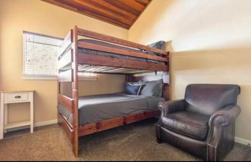 Cozy Condo in Mammoth with 2 parking spots! Ski,Snowboard, Ice skate! - Foto 12