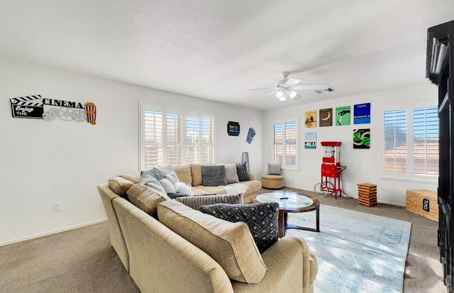 La Pryor Gilbert - Photo 17