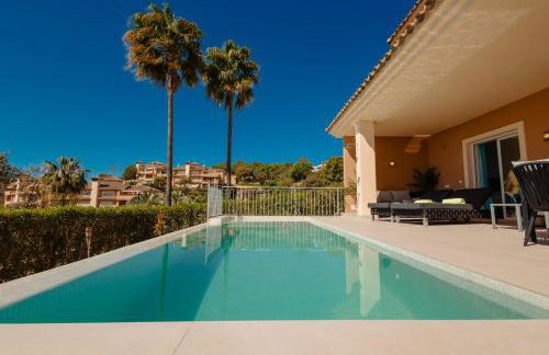 Private heatable infinity pool with sea views in La Mairena, Marbella - Foto 18