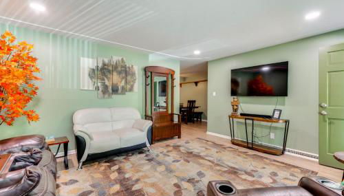 Pet-Friendly Gem with Private Yard in Westminster! - Foto 5