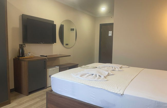 La Vie Suit Hotel - Photo 9