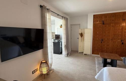 Mediterranean Apartment Villa in Alfas del Pi - Photo 22