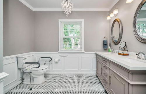 LUXURY HOME 5 BR 3 BA Near Beaches and Venues - Foto 15