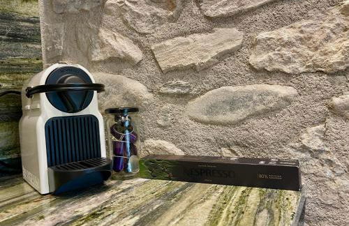 Apartamento colgante al río con vistas al puente - Photo 23