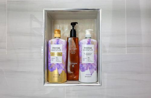 Dreamy & Relaxing Gem With Backyard - 12mins to DT LA - Foto 44