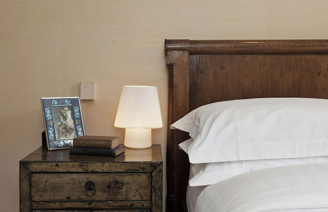 St Anns Road by Onefinestay - Photo 1