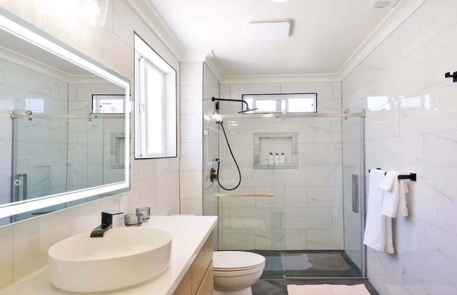 @ Marbella Lane - Vibrant 4BR RWC Ldry + P - Foto 29