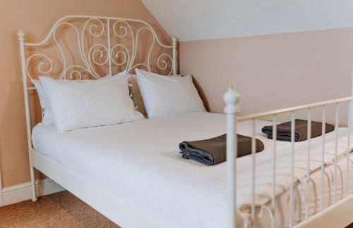 Ponderosa 5-Bed Coastal Retreat with Studio, Sauna & Sea Views - Foto 21