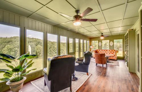 Home with Fire Pit on 27 Acres in Walhalla! - Foto 11