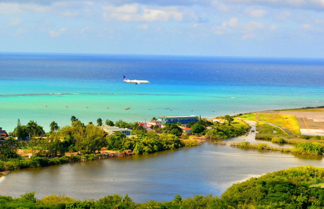 On Top of The Bay - Foto 1