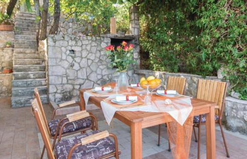 Three-Bedroom Holiday Home In Crkvice - Foto 8