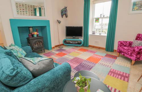 Adams House - Photo 4