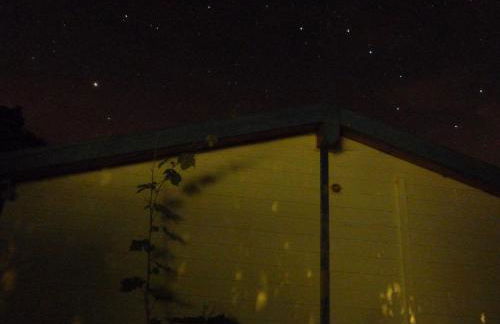 Wooden chalet, for 4 people air-conditioned - Photo 10