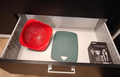 W Centrum Luksusowy Apartament, Duży Parking, Zameldowanie 24h, FV, Ekspres, XBOX, Klimatyzacja, Dwie Sypialnie, Kuchnia i Salon, Samo centrum miasta, - Foto 18