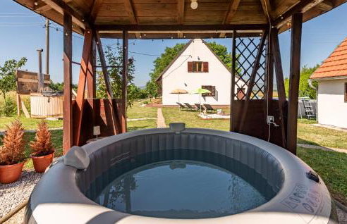 Nice Home In Udbina With House A Panoramic View - Photo 13