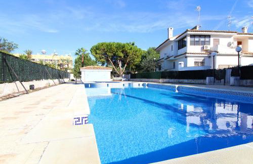 Global Properties, Adosado en la playa con piscina - Foto 2