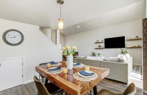 Game Night Meets Wine Country Elegance - Foto 42