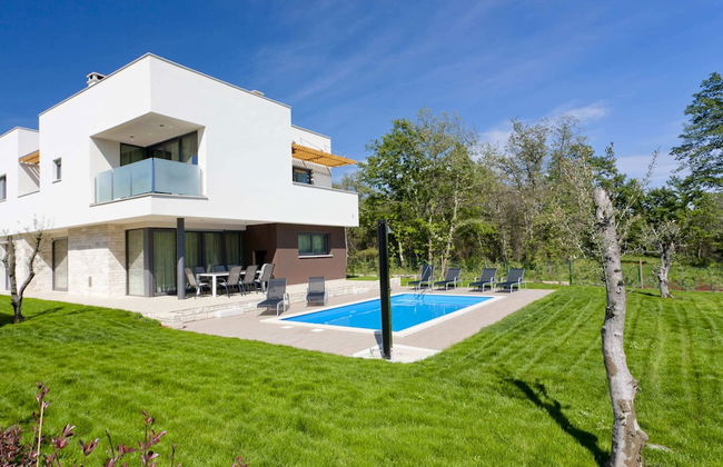 Villa in Novigrad With Pool & Rooftop Terrace - Foto 25
