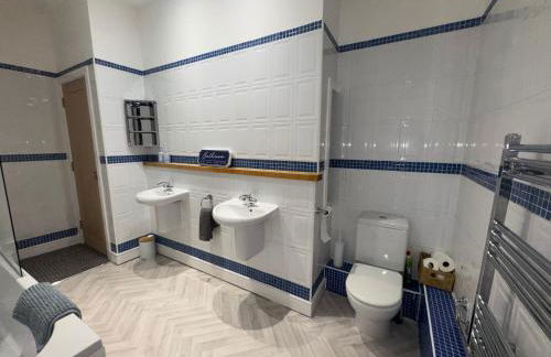 Spacious 2 bed Apt Liverpool City Centre - Foto 17