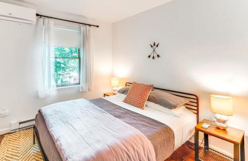 Private Hot Tub Tree-Lined Poconos Home! - Foto 16