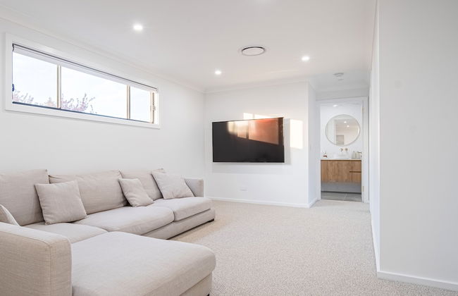 Luxury CBD Townhouse - Photo 11