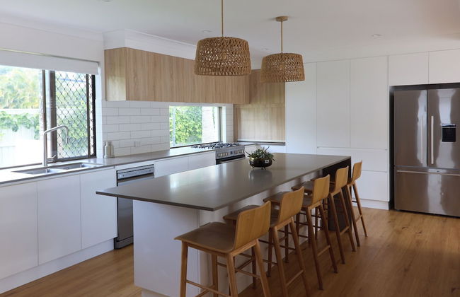 Tugun Retreat - 5BRM Home with Pool - Photo 10