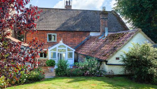 Colbridge Cottage - Photo 1