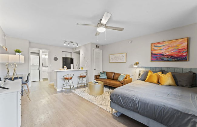 Comfy Studio Close to Downtown and Domain - Foto 1