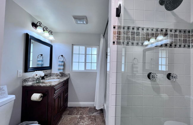 Dazzling 5 Bedroom Pool Home 1/4 Mile To Disney - Foto 25