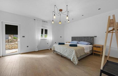 Gorgeous Home In Danilo With Wifi - Photo 26