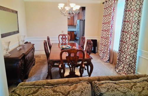 Modern 5BR Retreat with Office Fully Furnished - Foto 20