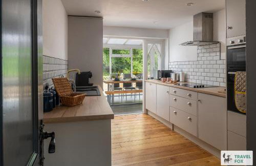 Angel Cottage - 5 mins drive to Alton Towers! - Foto 13