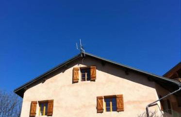 Atmospheric, original stone chalet in Meribel - Photo 19