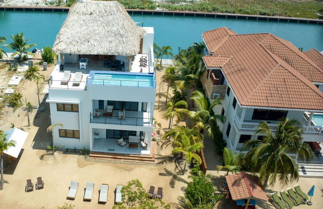 NEW Oceanfront 5 Bedroom Private Island Villa - Foto 1