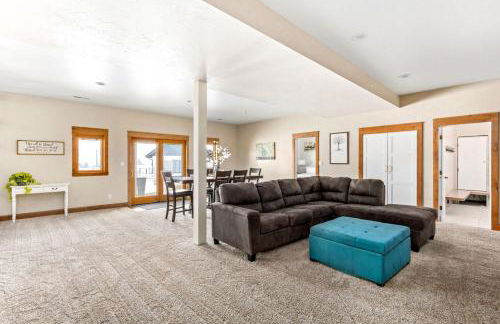 Great Falls Luxe Haven 4BR Gym Office and Hot Tub - Foto 37